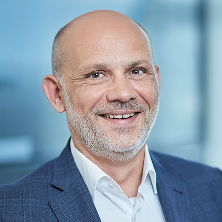 Referent Holm Gemeiner <p>Herr Gemeiner ist tätig als Projektleiter in den Bereichen Softwareintegration und Beratung bei der eVergabe.de GmbH in Dresden. Er arbeitet federführend an der kundenindividuellen Anpassung von Standardsoftware. Seit 2010 leitet er Seminare zu den Themen Vergabemanagementsysteme und AI Bietercockpit sowie zur Plattform eVergabe.de und erläutert hierbei insbesondere ausschreibenden Stellen sämtliche Aspekte der elektronischen Vergabe.</p>