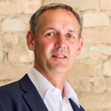 Referent Raik W. Wollenbecker <p>Herr Rechtsanwalt Wollenbecker ist Fachanwalt für Bau- und Architektenrecht und für Vergaberecht. Seine Tätigkeitsschwerpunkte liegen im Bauvertrags- und Architektenrecht, im Vergaberecht, Gesellschafts- und Unternehmensrecht, gewerblichen Mietrecht und im Wohneigentumsrecht sowie in der Vertragsgestaltung, der baubegleitenden Beratung und im Nachtragsmanagement. Herr Wollenbecker ist Honorardozent für Sachverständigenrecht an der Hochschule Anhalt, Dessau und leitet Seminare und Weiterbildungsveranstaltungen, unter anderem zu den Themen VOB-Praxis für Bauleiter, Bauvergaberecht, Bauvertrag und Abnahme, Mängelrechte im Werkvertrag, HOAI 2013, Kündigung des Arbeitnehmers, Zwangsvollstreckung für Hausverwaltungen, Sachverständigenrecht und Anwaltliche Strategien beim Umgang mit Sachverständigen.</p>